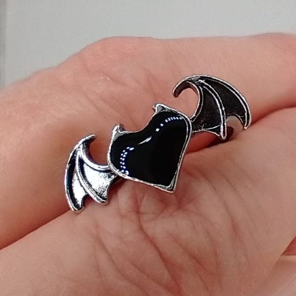 Gothic Black Soul Ring Size 6.75 - Picture 5 of 8